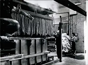 Wools: Manufacturing - Sewing - Textiles - Weaving