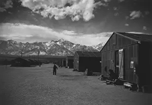 Ansel: Manzanar Relocation Center, a World War ?