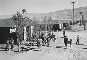 Manzanar: Manzanar War Relocation Center - World War II