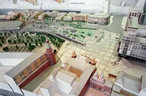 Pakhomova: Maquette of Manege Square