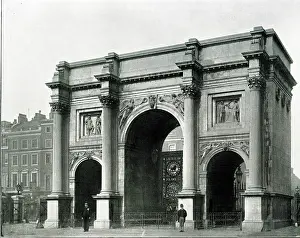Dentils: The Marble Arch, London
