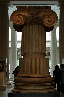 Sardis: Marble column from the Temple of Artemis at Sardis. Metropol