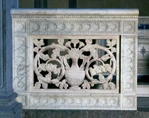 Cavalcanti: The marble transenna of the