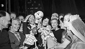 Mime: Marcel Marceau tours in USSR
