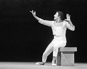 Mime: Marcel Marceau tours in USSR