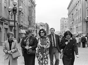Perez: Marcela Perez de Cuellar in Moscow, 1987