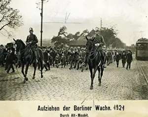 Reorganization: March of the Berlin Guard, 1921