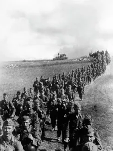 Sturmgeschuetz: Marching column of the Wehrmacht on the Eastern Front, 1941