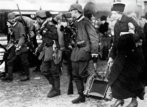 Reinforcement: Marching up on the front, 1914
