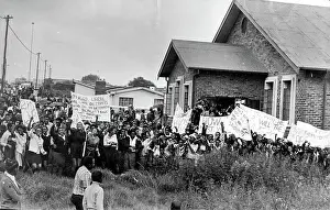 1762: Marching kids from Naledi Township, Soweto