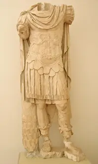 Stoic: Marcus Aurelius (121-180 d.C). Headless statue. Olympia. Gre
