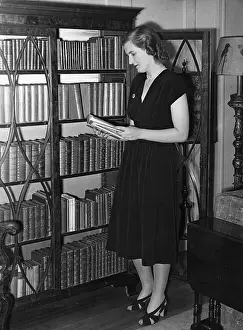 Elphinstone: Margaret Elphinstone