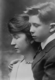 Sanger: Margaret Sanger with her oldest son Stuart Sanger