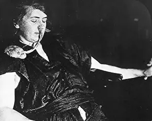 Sitters: MARGERY SEANCE