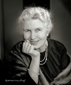Bohr: Margrethe Norlund Bohr