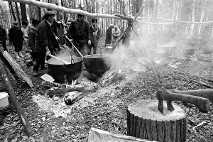 Mari: Mari prayerful meeting, 1991