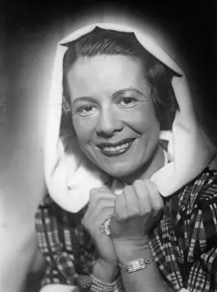 Bard: Maria Bard