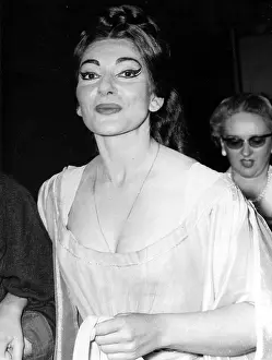 Ingredients: Maria Callas, opera singer, in Paris