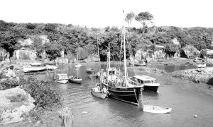 Glas: Marian Glas, Traeth Bychan c1955