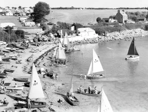 Glas: Marian Glas, Traeth Bychan c1960
