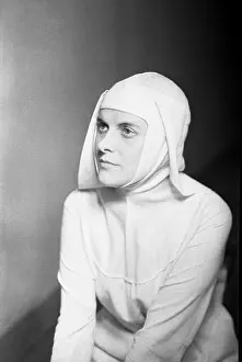 Walla: Marianne Walla as Gute Werke 1936