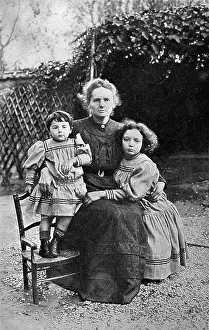 Joliot: Marie Curie and Daughters, 1908