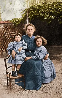 Joliot: Marie Curie and Daughters, 1908