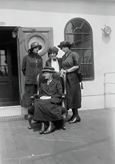 Maloney: Marie - Curie - Science - Famous