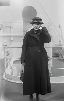 Polish Born: Marie - Curie - Science - Famous