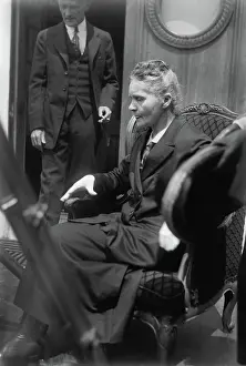 Polish Born: Marie - Curie - Science - Famous