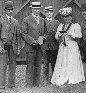 Hurley: Marie Lloyd marrying Alec Hurley