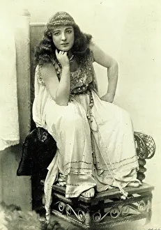 Favourites: Marie Lloyd as Tricky Little Trilby