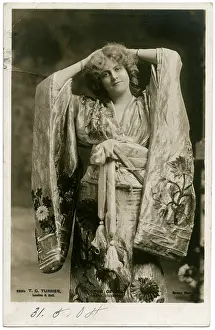 Studholme: Marie Studholme
