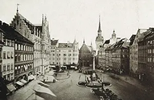 Townhall: The Marienplatz in Munich