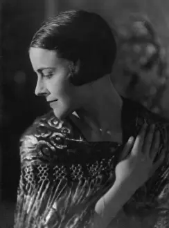 Haircut: Marietta Papaioano, 1935
