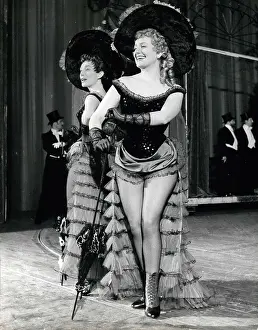 Lehar: Marika Nemeth as The Merry Widow, Gartnerplatz, Munich