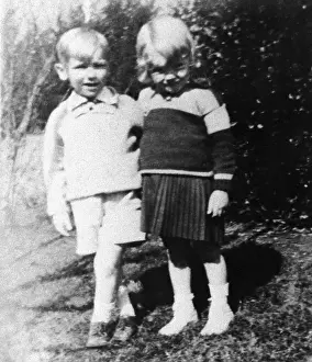 Comrades: Marilyn Monroe, 1930