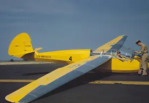 Parris: Marine Corps - Glider - Wwii