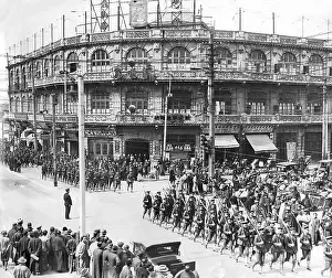Nanking: US Marines marching along Nanking Road, Shanghai