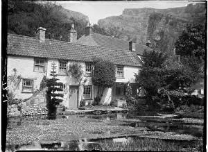 Waterscape: MARK HOLE COTTAGE, THE CLIFFS, CHEDDAR, SEDGEMOOR, SOMERSET