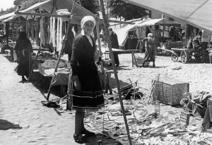 Fabrics: Market in the Spis, 1939