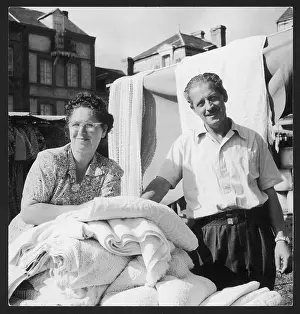Bedspreads: MARKET STALL 1950S