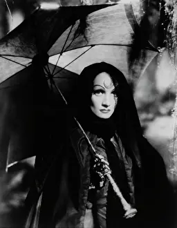 Glamor: Marlene Dietrich - Actress
