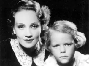 Riva: Marlene Dietrich with her daughter Maria