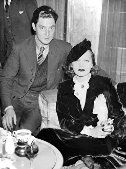 Claridge: Marlene Dietrich and Robert Donat