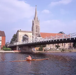Oarsman: Marlow Bridge over the River Thames, Buckinghamshire
