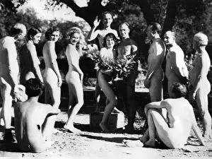 Nudists: Marriage ceremony of Nudists