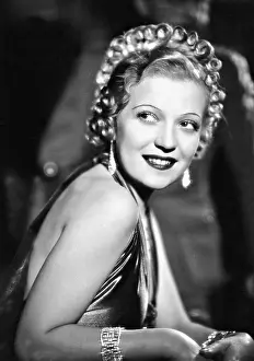 Eggert: Martha Eggerth, 1936