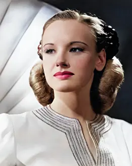 Scandals: Martha Holliday - actress