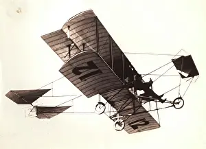 Pusher: Martin Curtiss-type pusher biplane of 1909